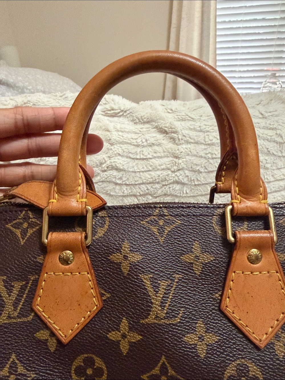 Authentic Louis Vuitton monogram speedy 25 with D rings - Picture 3 of 15